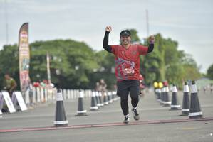 BIB: 00713
                            <button type="button" onclick="openModal(4943152)" class="btn btn-primary btn-sm float-right btn-popup" data-toggle="modal" data-target=".modal-high-quality">
                        <i class="fas fa-shopping-cart"></i> Add to Cart
                    </button>
                                            <button type="button" onclick="isThisMe(4943152, true)" class="btn btn-success btn-sm float-right btn-popup btn-isme hidden" data-toggle="tooltip" data-placement="bottom" title="นี่คือรูปของคุณใช่ไหม คลิกที่นี่เพื่อเอาเข้าอัลบั้ม">
                        <i class="fas fa-plus"></i> Add to album
                    </button>
                    <button type="button" onclick="isThisMe(4943152, false)" class="btn btn-warning btn-sm float-right btn-popup btn-isnotme hidden">
                        <i class="fas fa-ban"></i> Remove from album
                    </button>